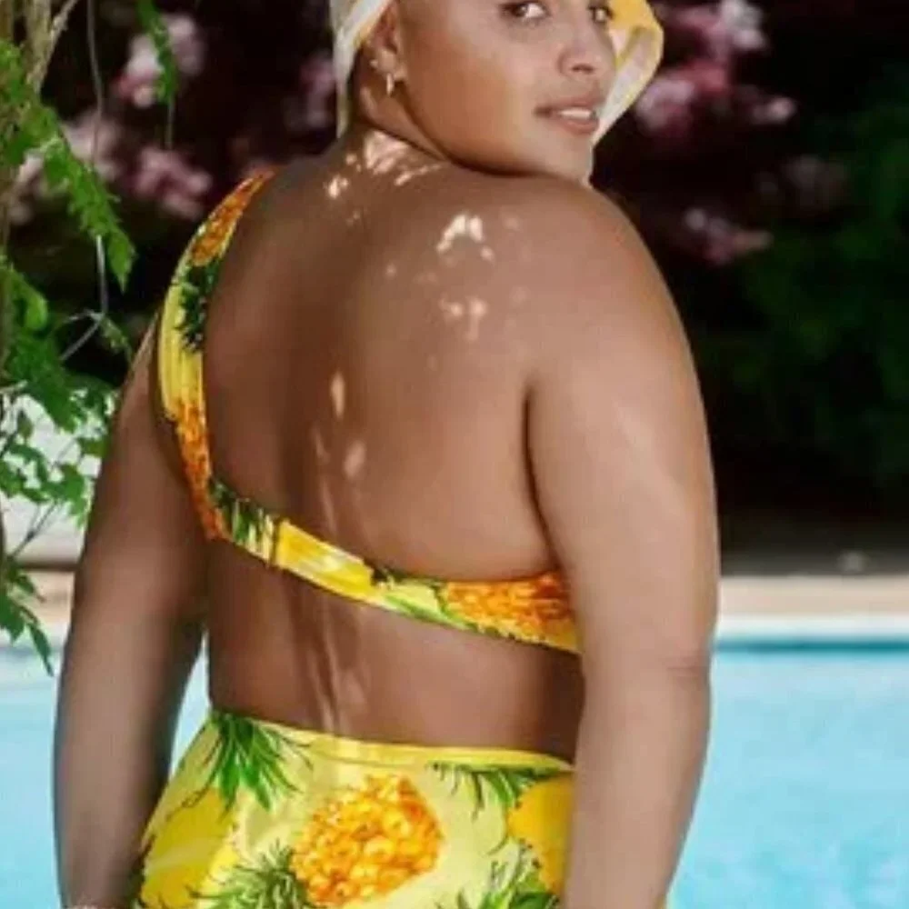NWT Anthropologie Classic One Shoulder Bikini Top in Pina Colada Pineapp…